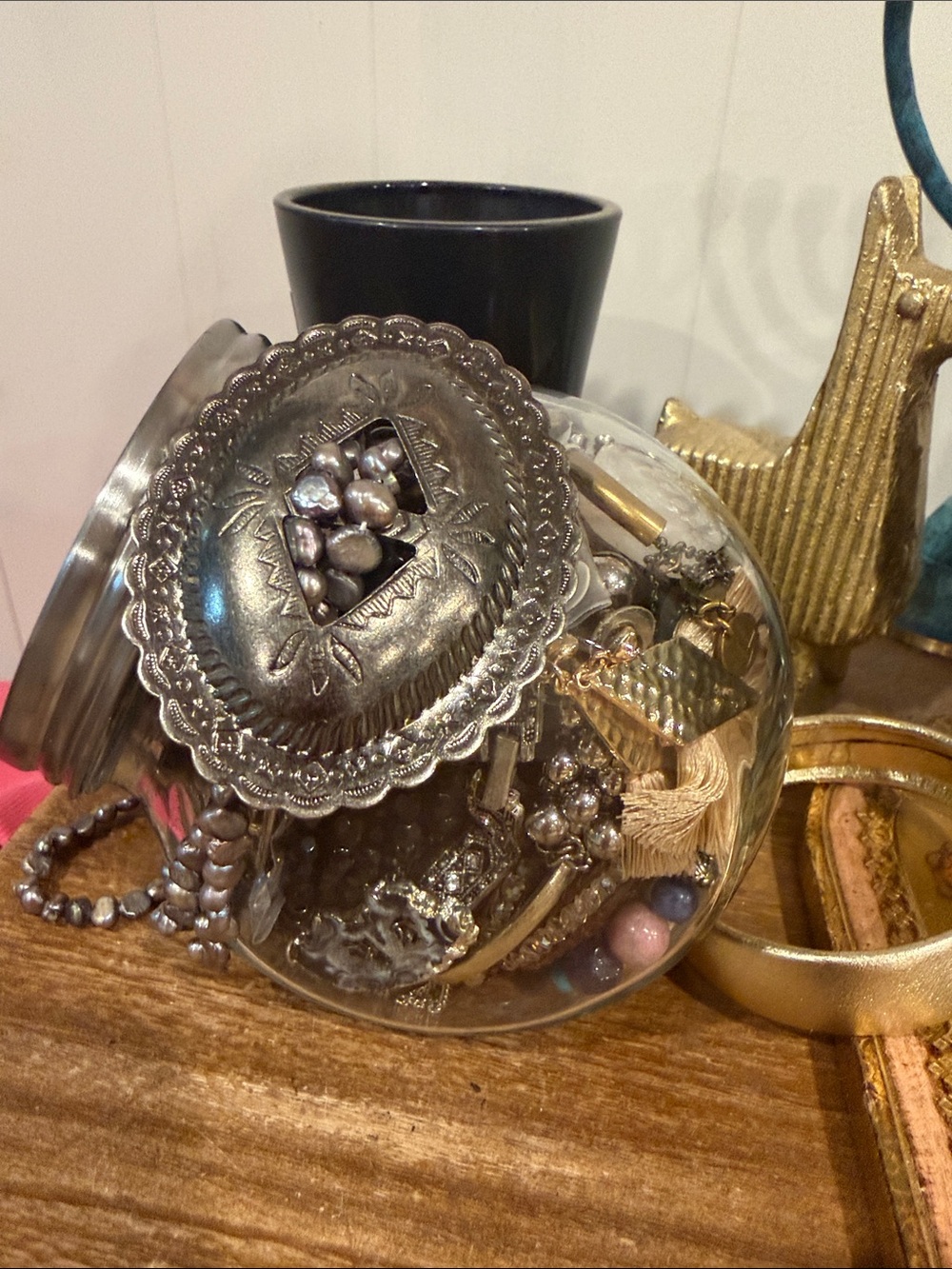 Decorative Clear Glass Jewelry Storage Jar with Gold Lid